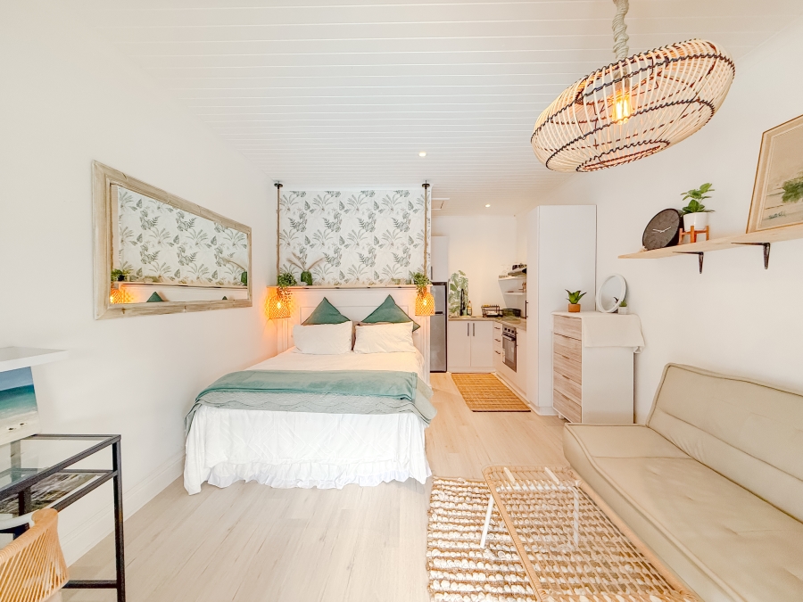 1 Bedroom Property for Sale in Keurboomstrand Western Cape